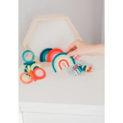 Anneau de dentition silicone arc en ciel