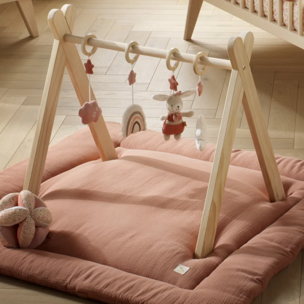 Arche d'éveil avec jouets petit coeur