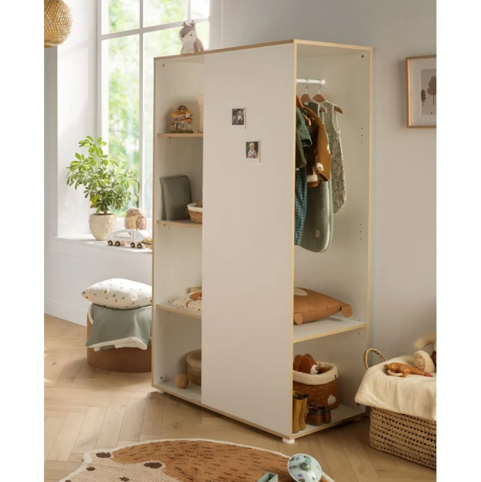 Armoire ouverte first