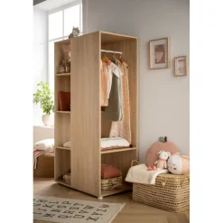 Armoire ouverte up chêne doré