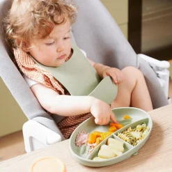 Assiette compartimentée bébé en silicone