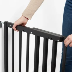 Barrière de sécurité deco pop extensible 63-106 cm fixation vis ou pression noir