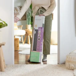 Barrière de sécurité enfant , jusqu'à 136 cm, auto lock, retractable, facile à installer