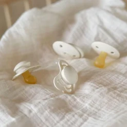 Bibs pacifiers try-it collection size 2 ivory