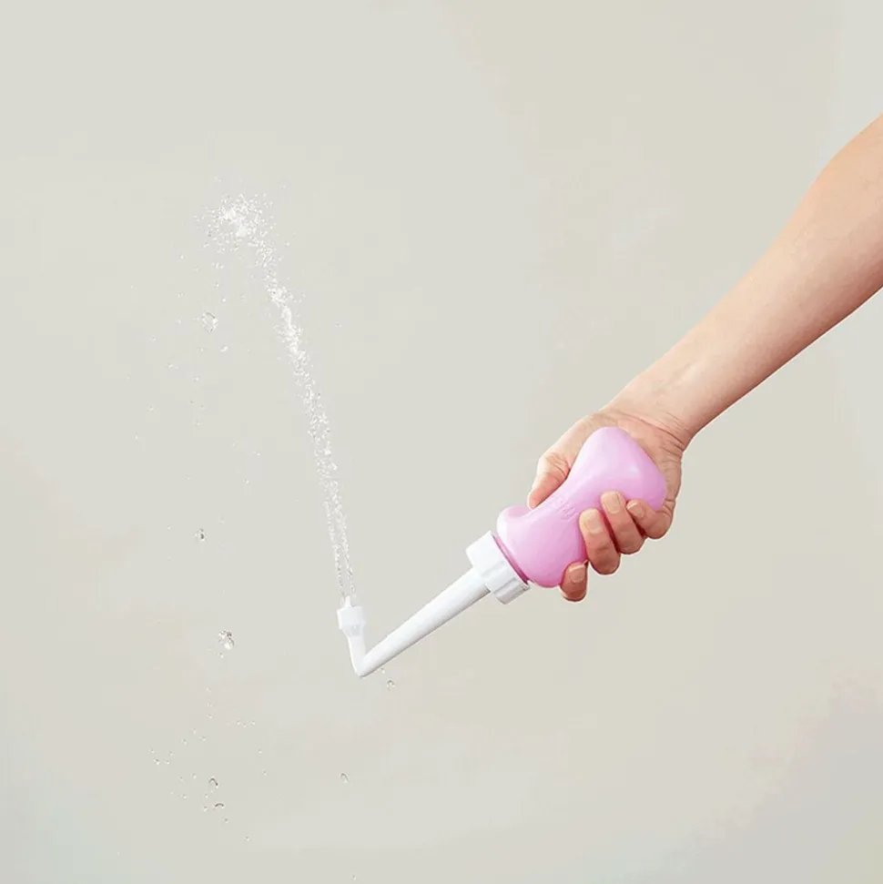 Bouteille de lavage périnéale renversée momwasher