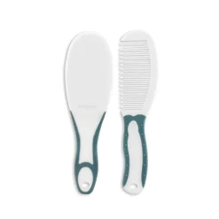 Brosse et peigne bleu