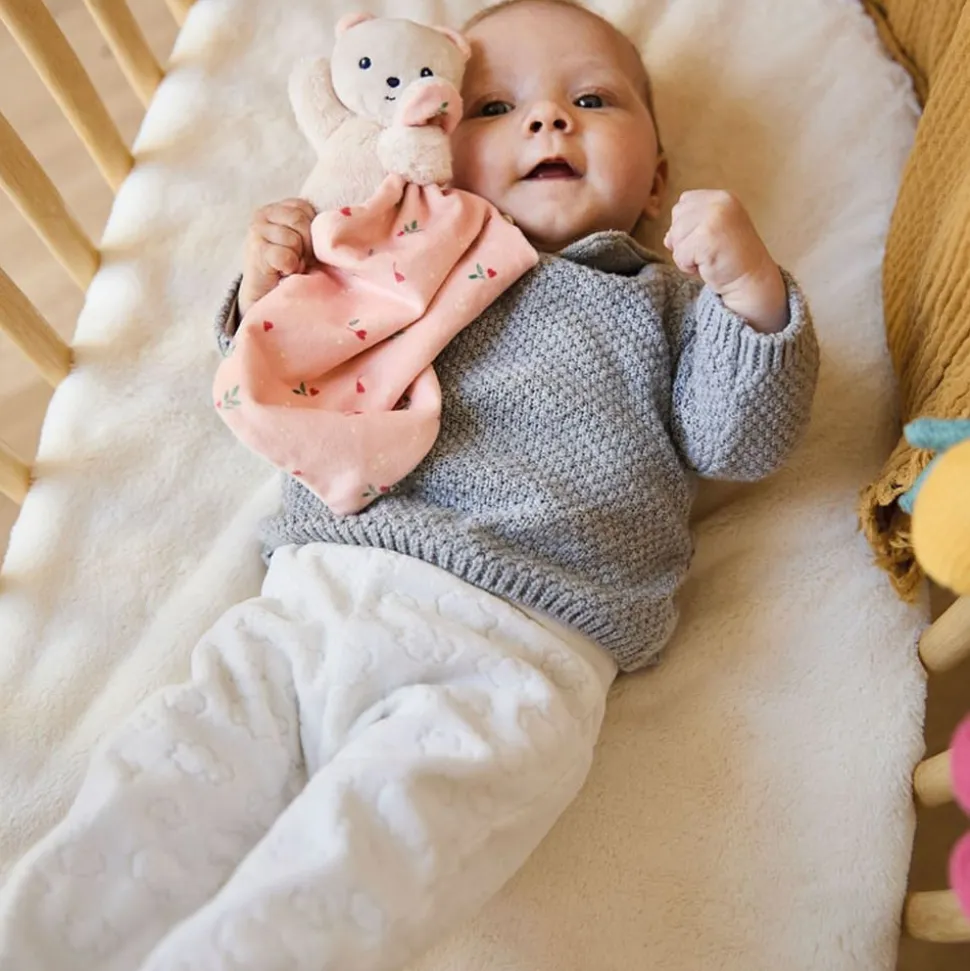 Carre douceur doudou ours feuilles d'amour 17cm