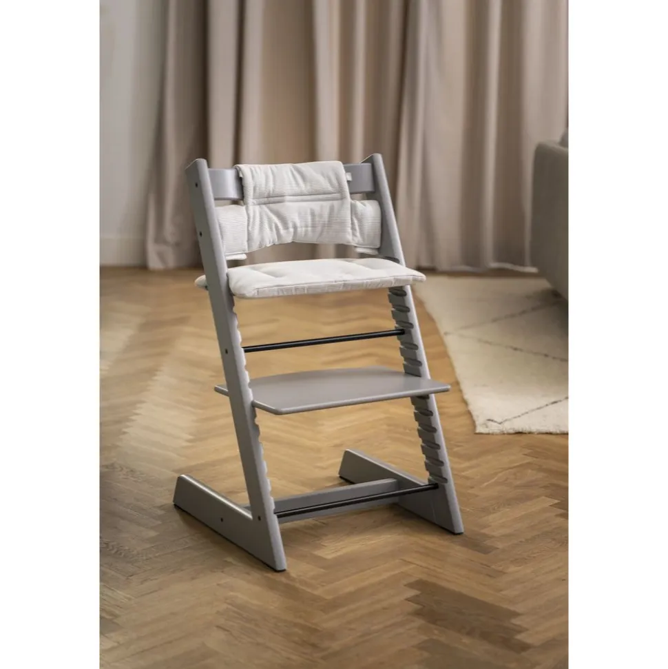 Chaise haute bébé évolutive tripp trapp gris tempête
