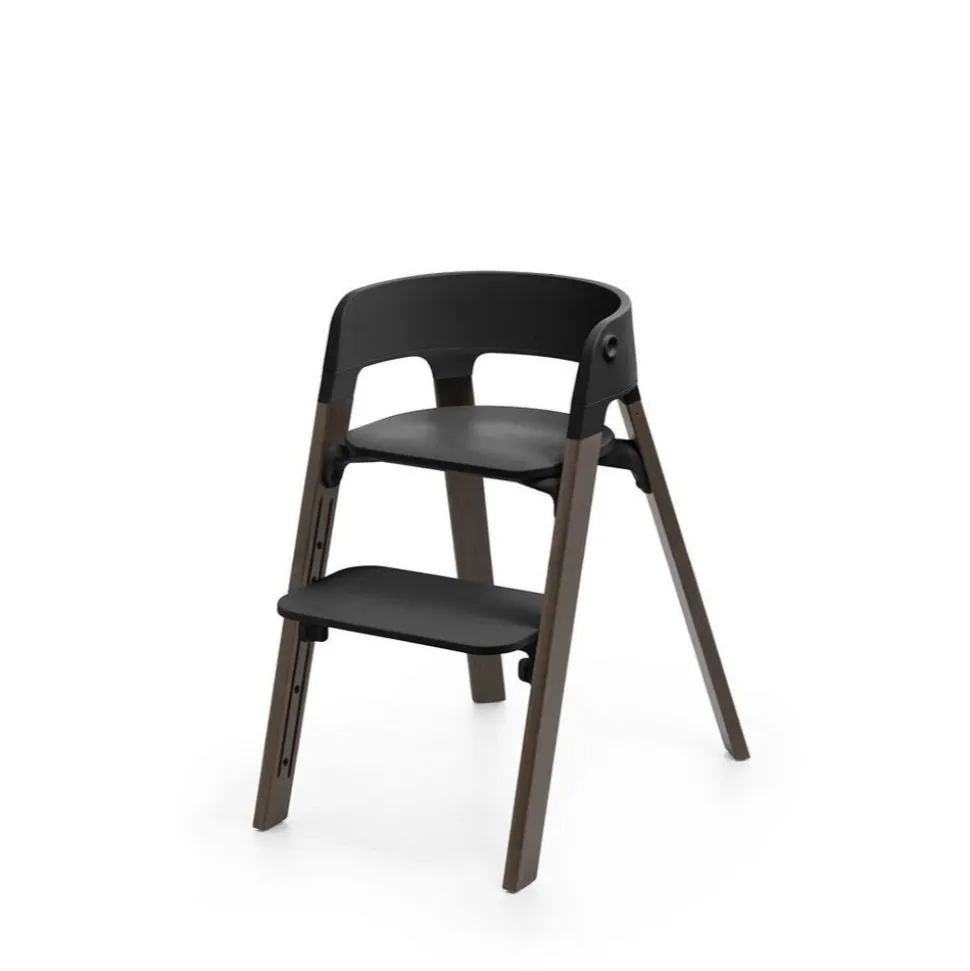 Chaise haute steps complète avec baby set et plateau noir / warm brown