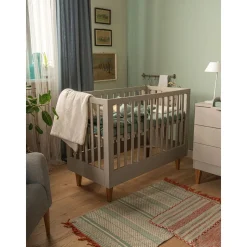 Chambre bébé duo lit 60x120 + commode gris clair et bois lounge