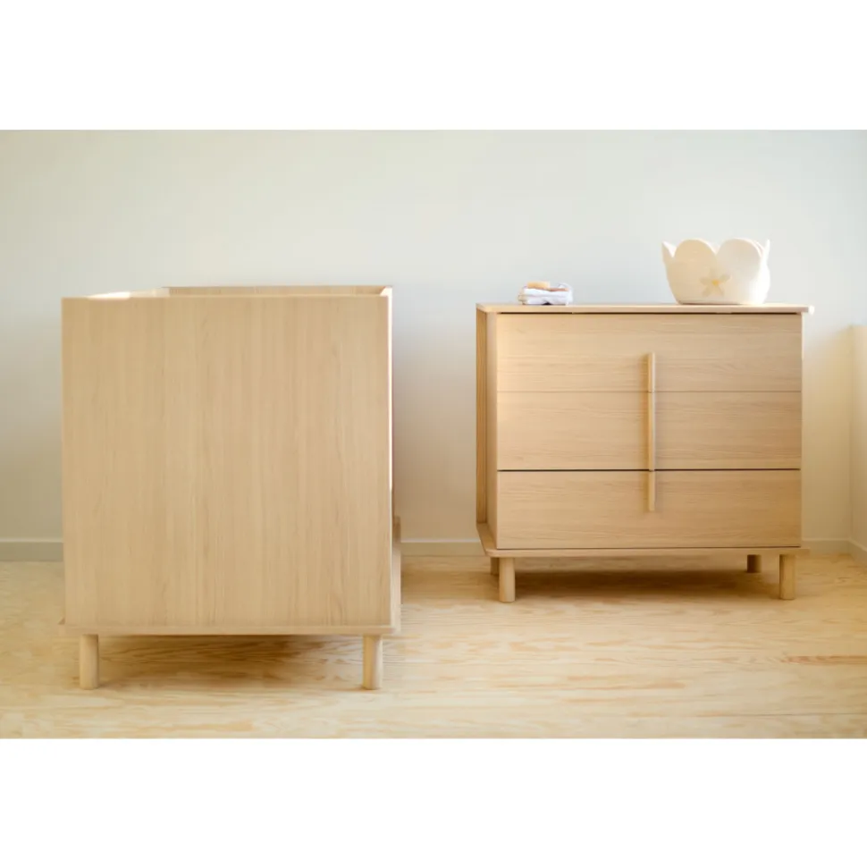 Chambre bébé duo lit 70x140 + commode à langer nordica naturel avec pieds chêne
