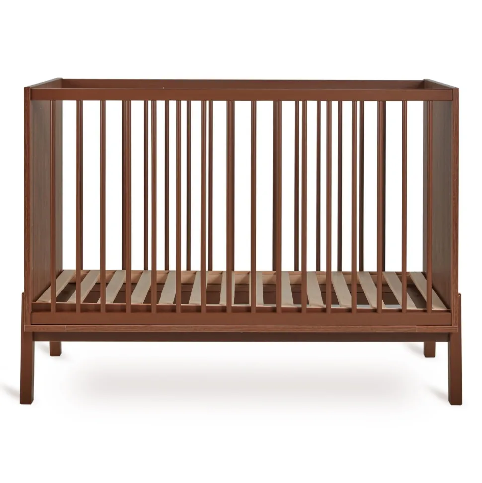 Chambre trio lit bébé 60x120 cm ashi chataignier+commode 3 tiroirs ashi chataignier avec plan à langer+armoire 3 portes ashi chataignier