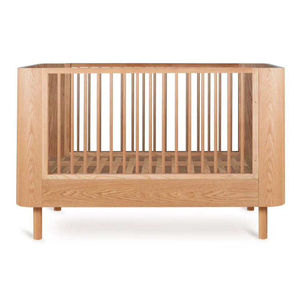 Chambre trio lit bébé 70x140 cm évolutif en canapé yume natural ash + commode 2 portes yume naturel ash wood avec plan à langer+ armoire 2 portes yume