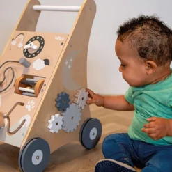Chariot d'activités et de marche 12 mois et + avec cubes en bois