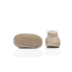 Chaussons en peau d'agneau gr. 17/18 beige