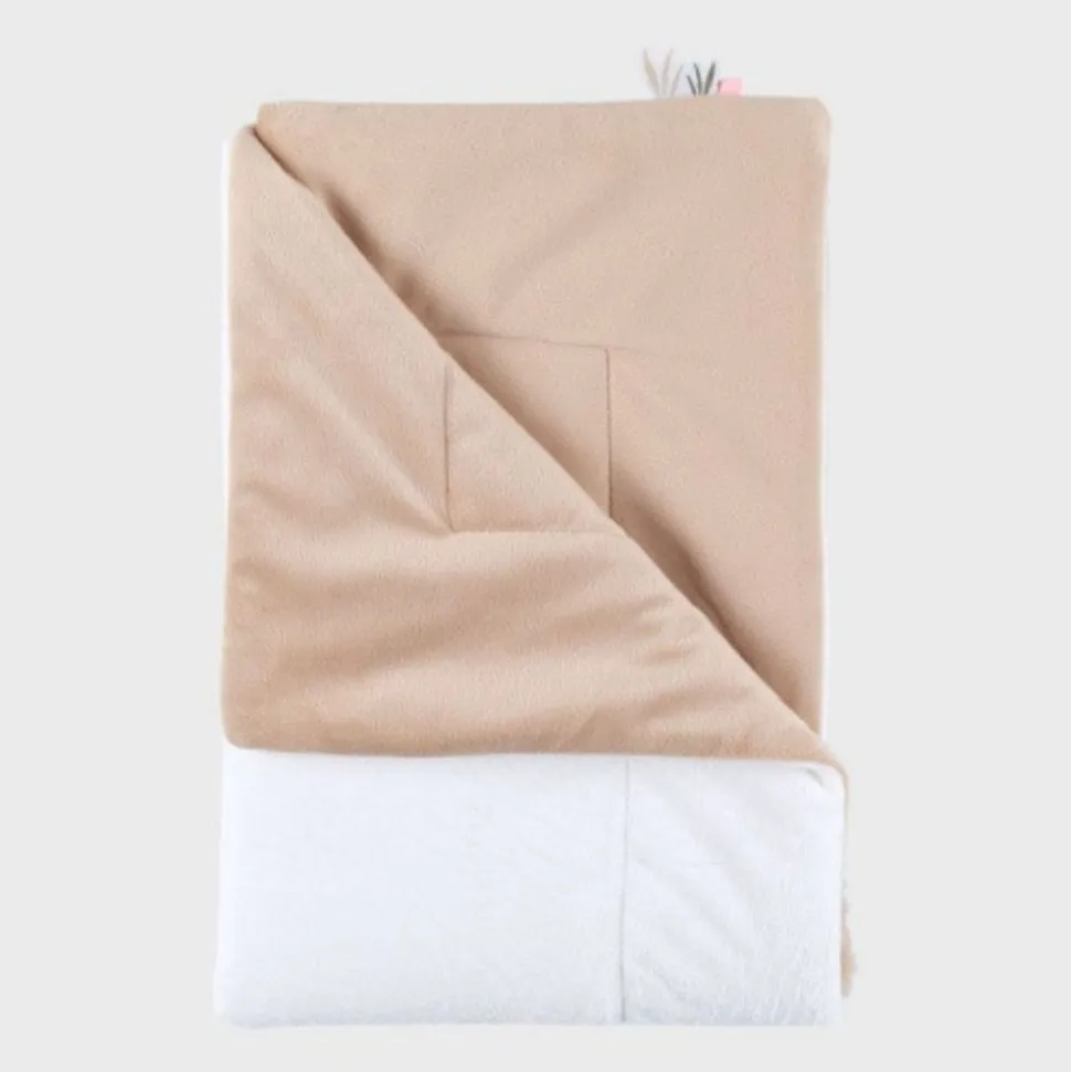 Couverture en veloudoux fluffy / orso & lily 75 x 100 cm