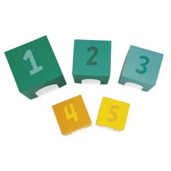 5 cubes à empiler pyramide tropik avec figurines en bois