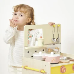 Cuisine en bois pour enfant mamie soleil