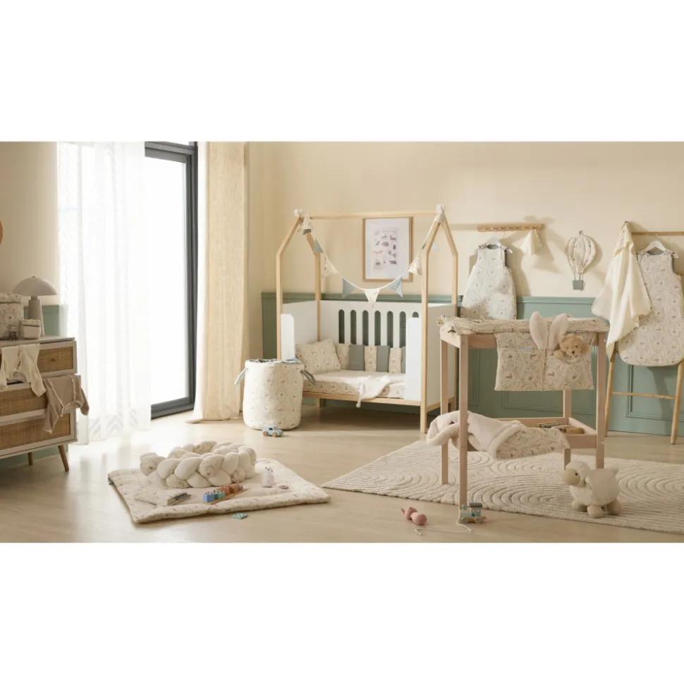 Décoration murale montgolfière jardin enchanté