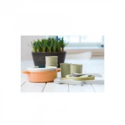 Dinette en bioplastique