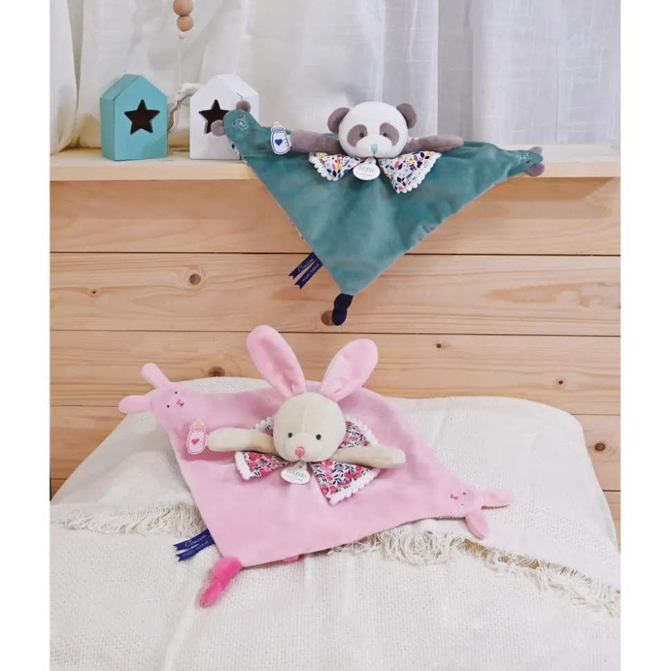 Doudou avec marionnette à doigt panda