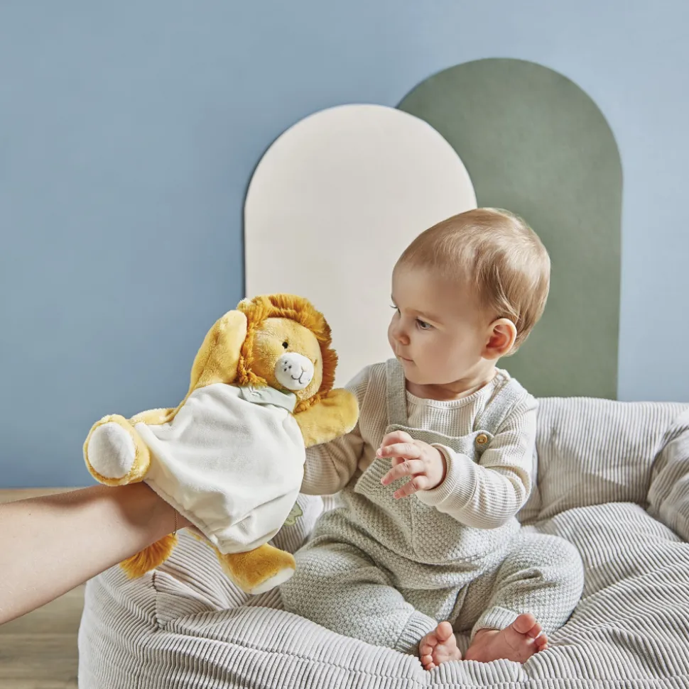 Doudou marionnette lion nougat