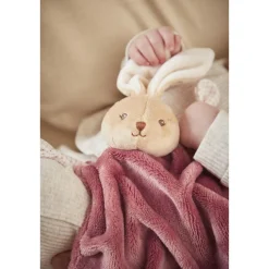 Doudou plat plume lapin bordeaux 24 cm