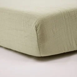Drap housse vert mousse 60 x 120 cm double gaze