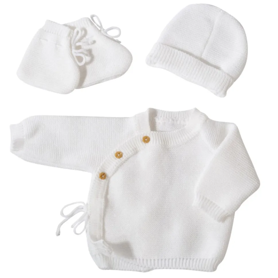 Ensemble naissance bébé brassière, bonnet et chaussons - blanc