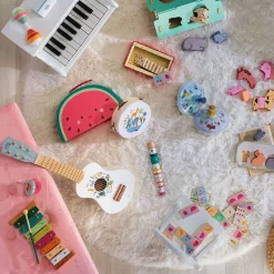 Guitare pour enfant en bois blanc les animaux du monde - sarah betz