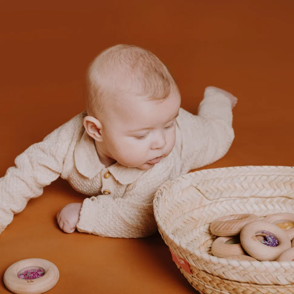 Hochet sensoriel bébé donut en bois raisins