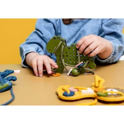 Jeux de laçage bois animaux - all animals