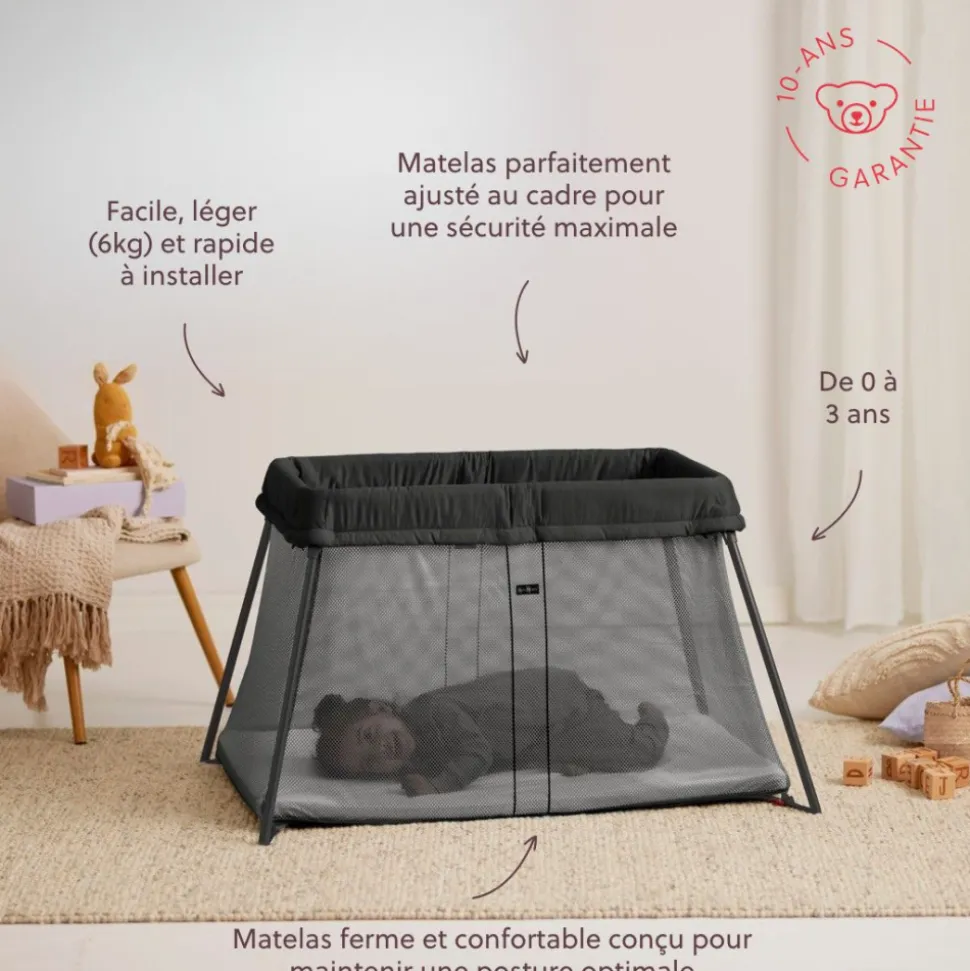 Lit parapluie light babybjorn noir avec drap housse blanc pur organic