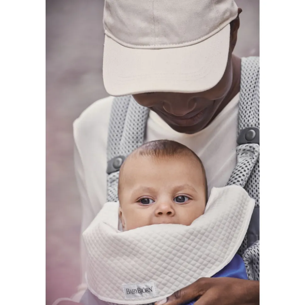 Lot de 2 bavoirs pour porte bébé move et mini