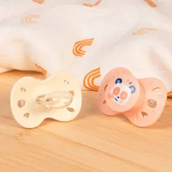 Lot de 2 sucettes anatomiques 18 mois+ animaux rose et beige