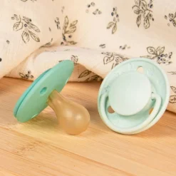 Lot de 2 sucettes rondes 6 mois+ originale vert clair et foncé