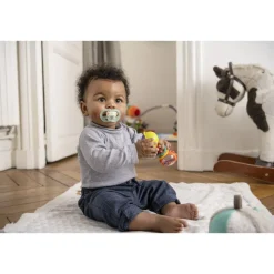Lot de 2 sucettes soft touch nuit 18-36 m
