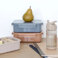 Lunch box en plastique recyclé taupe