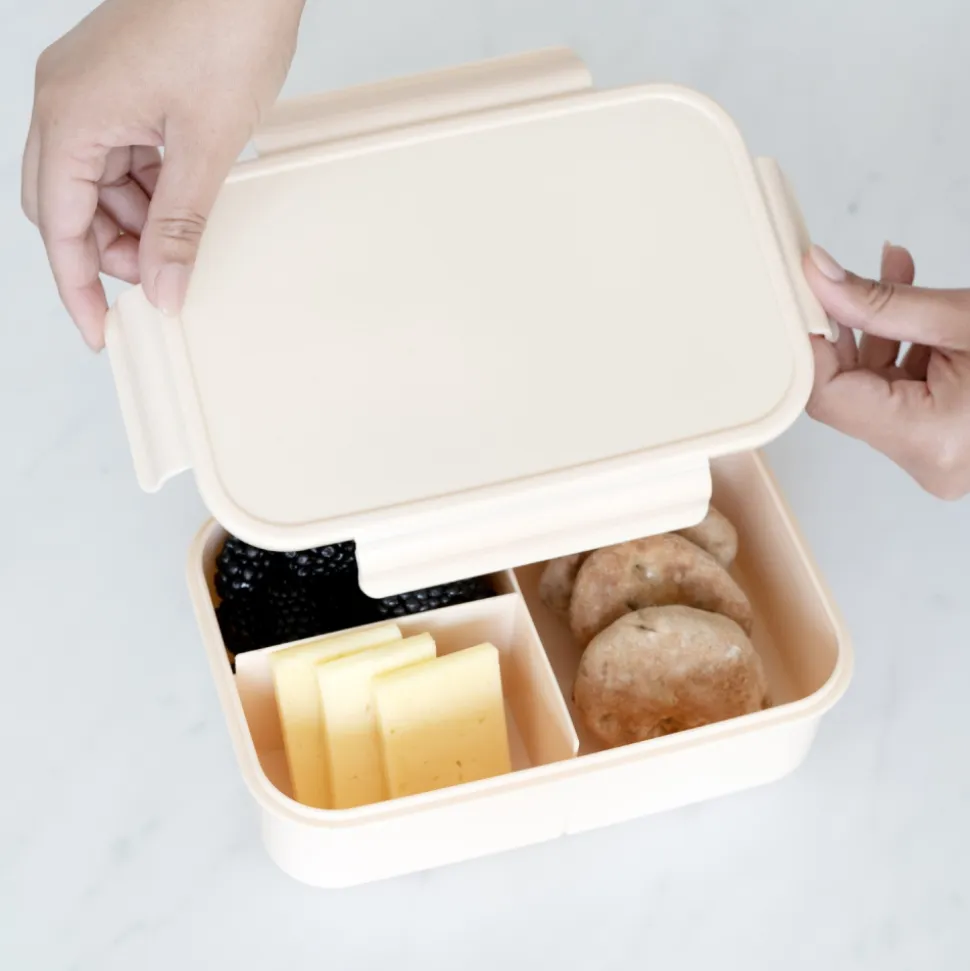 Lunch box en plastique recyclé sable