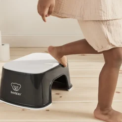 Marche pied enfant noir et blanc