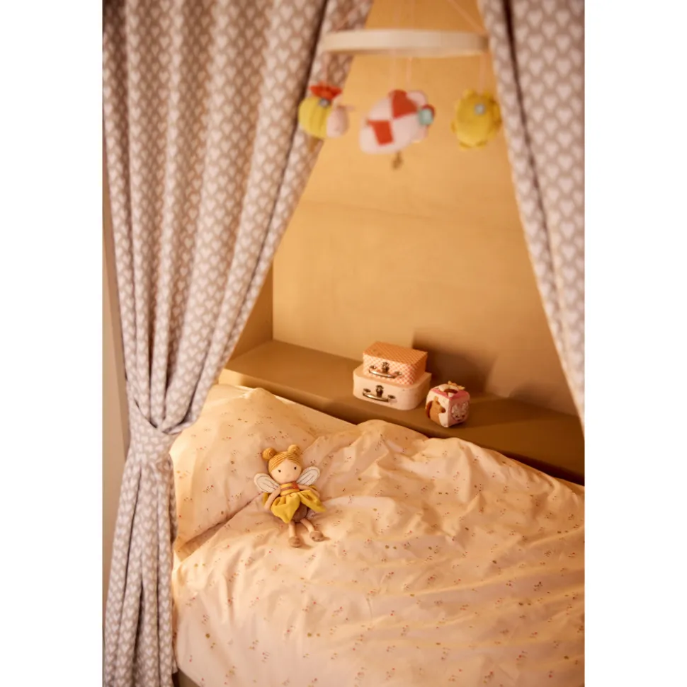 Mobile d’éveil bébé en bois pretty picnic