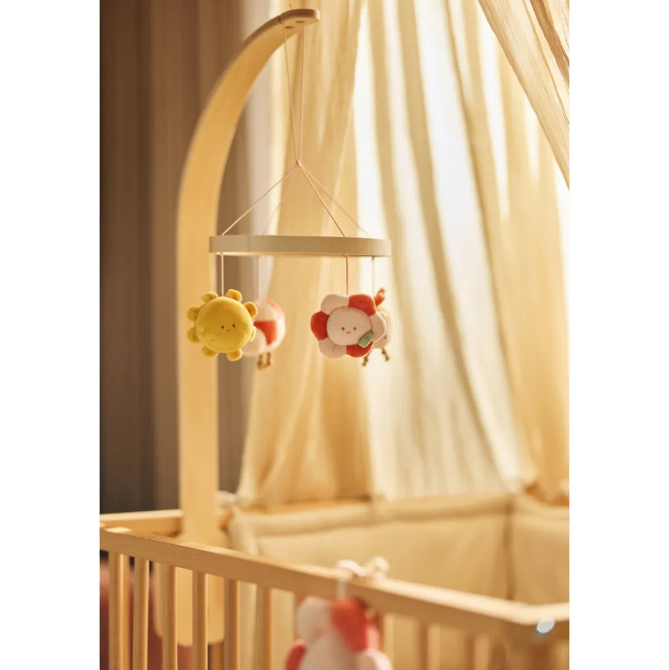 Mobile d’éveil bébé en bois pretty picnic