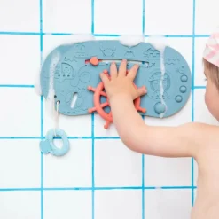 Panneau d'activités pour le bain bateau pirate