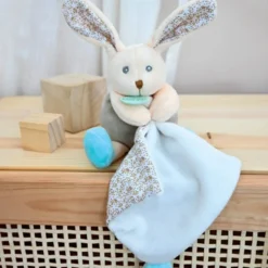 Pantin pm avec doudou lapin poupi nature