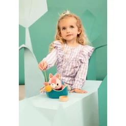 Peluche jeanne le chat et son panier