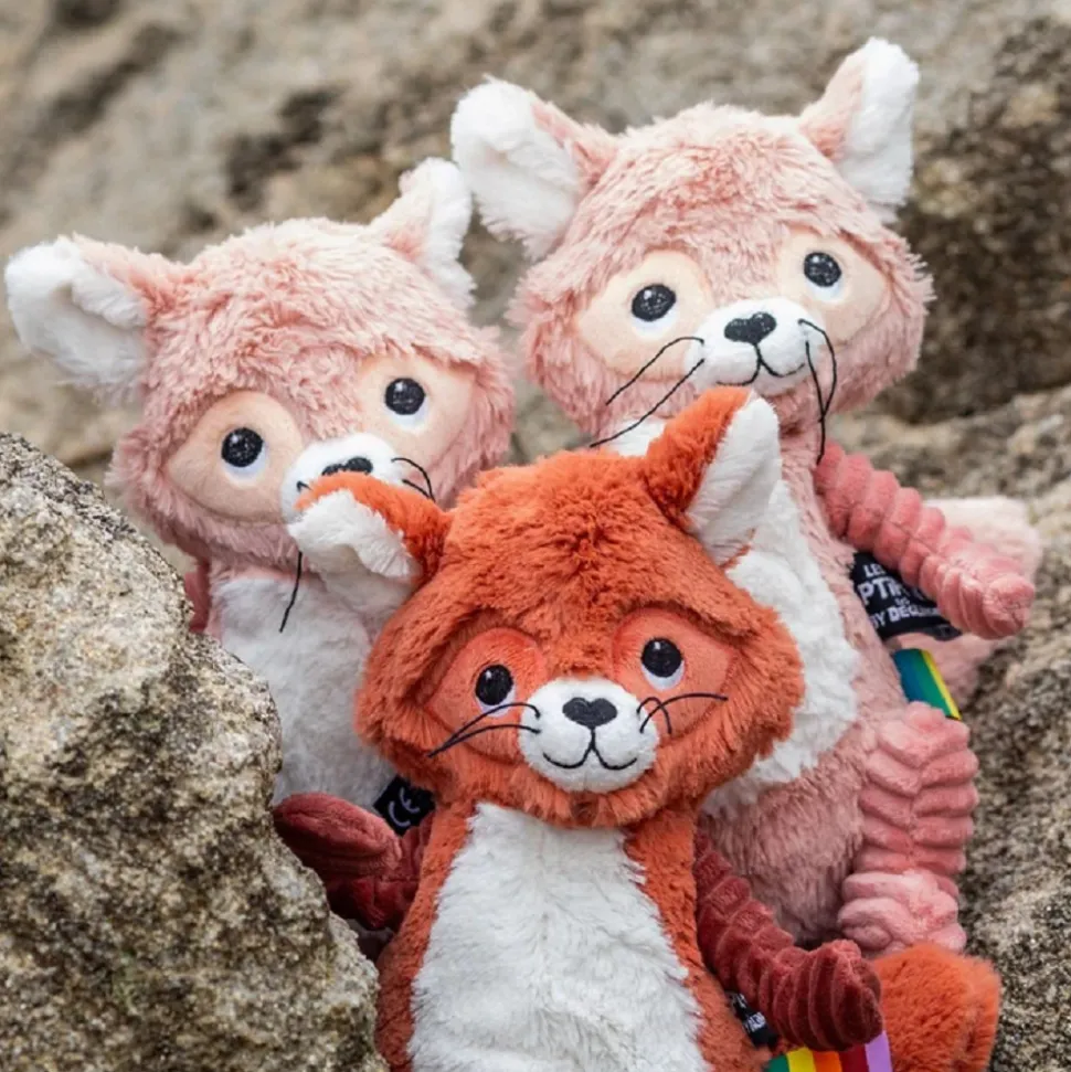Peluche les ptipotos raton laveur netoitou rose