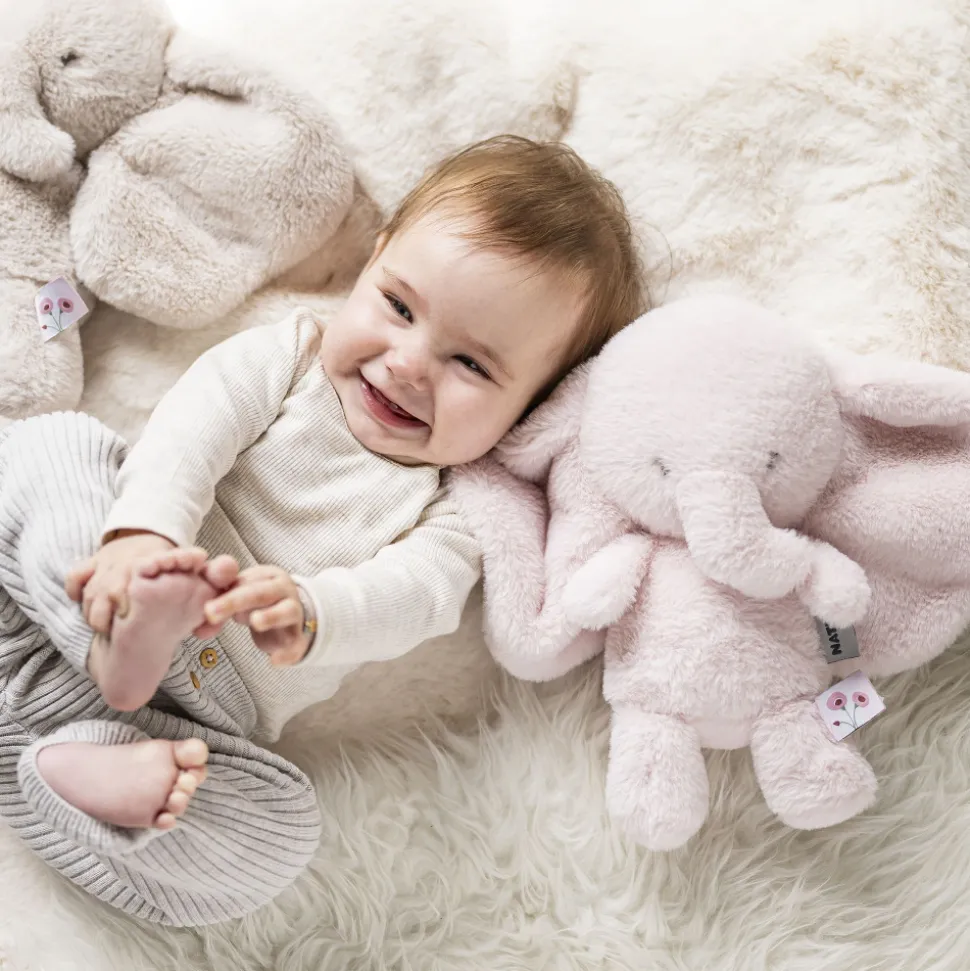 Peluche éléphant longs poils rose fanfan