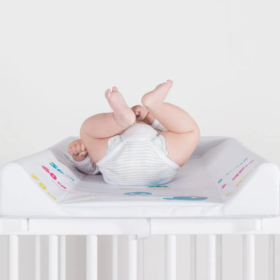 Plan à langer avec matelas intégré
