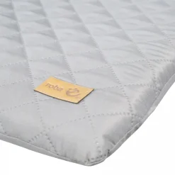 Plan à langer blanc avec matelas taupe