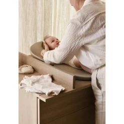 Plan à langer pour commode flow honey ash